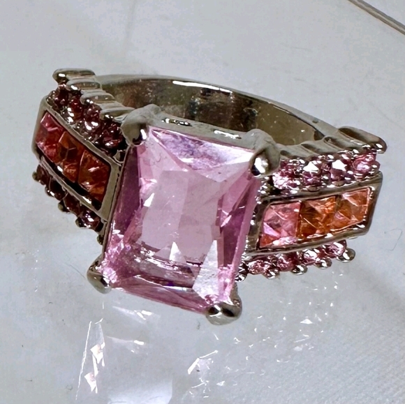 Amazing Designer PINK Topaz  And Red Assher Cut Sapphire Ring - Picture 1 of 9